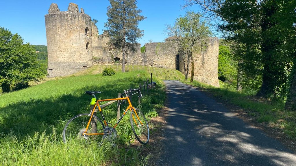 Fietsweek in de Charente in Frankrijk - Chateaux in Saint Germain de Confolens